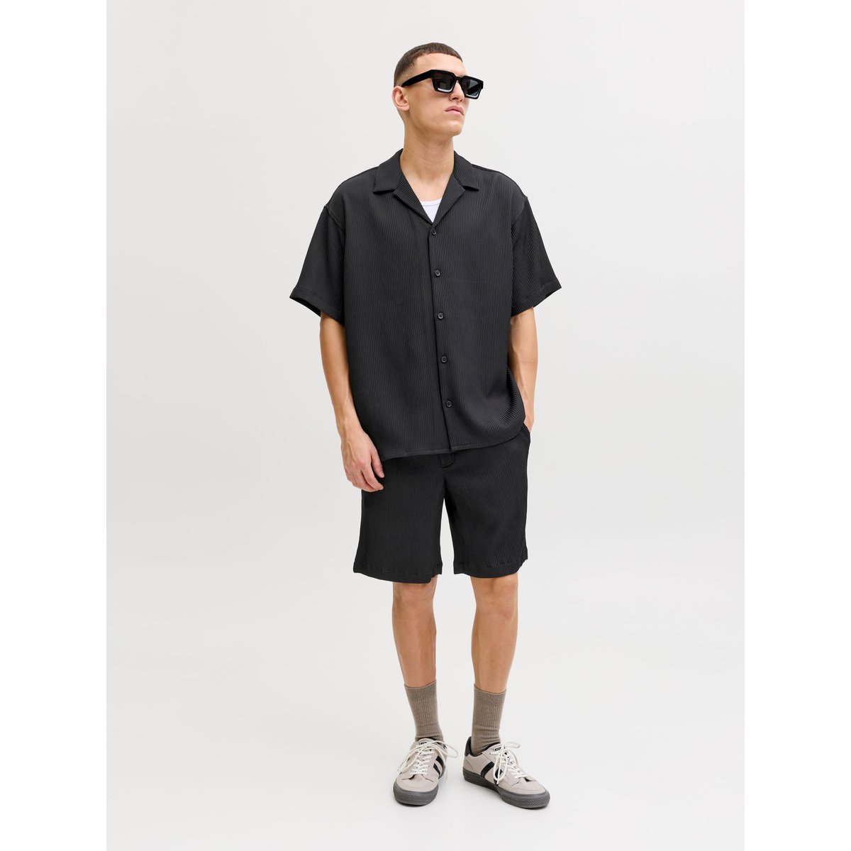 Short black 1, JACK & JONES