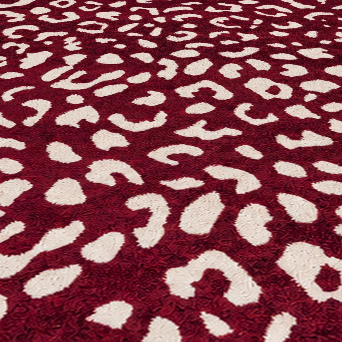 Tapis salon, motif animaux léopard graphique et tendance, LYN9 LEOP bordeaux, beige, UN AMOUR DE TAPIS