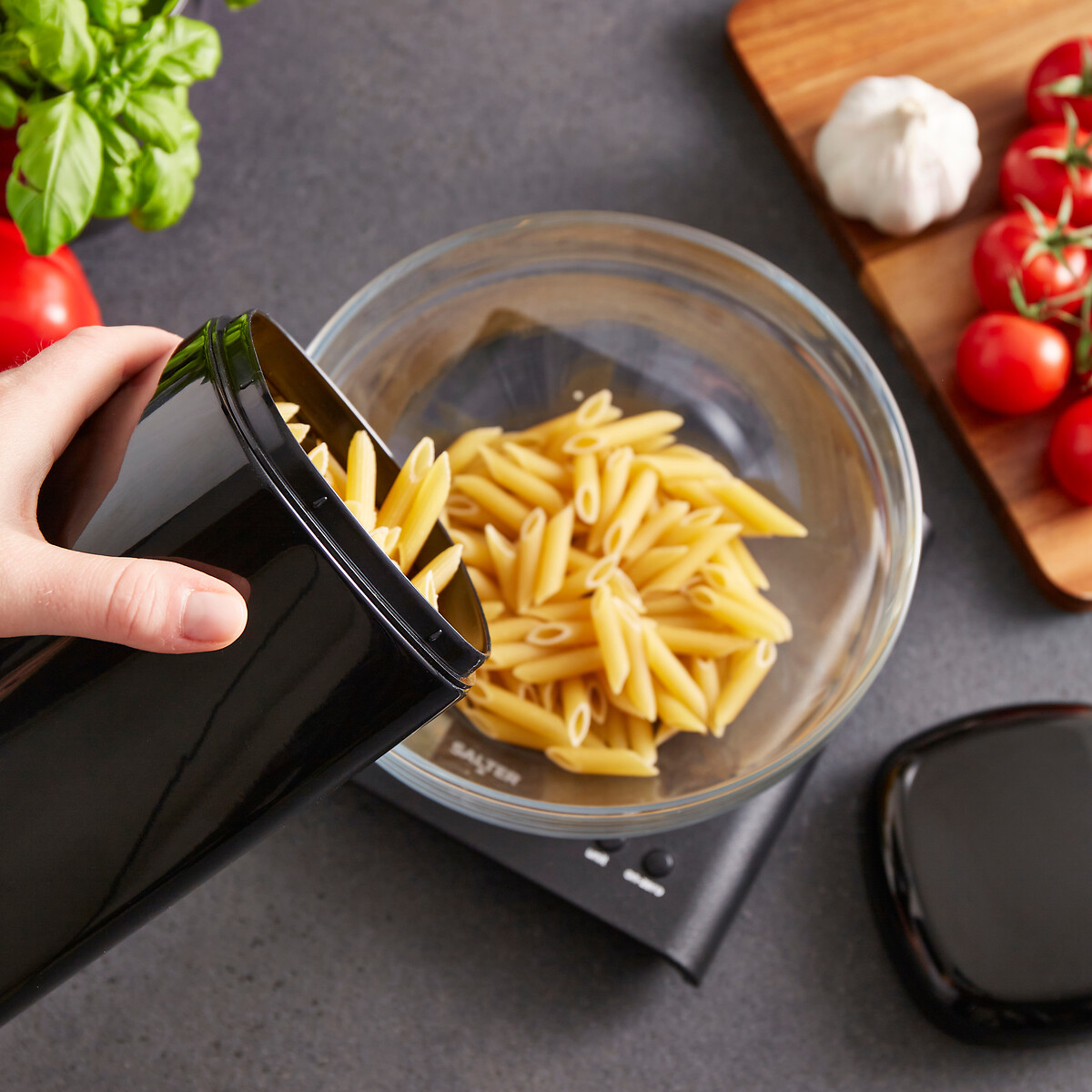 Set of 2 Equip Large Storage Canisters black, MORPHY RICHARDS