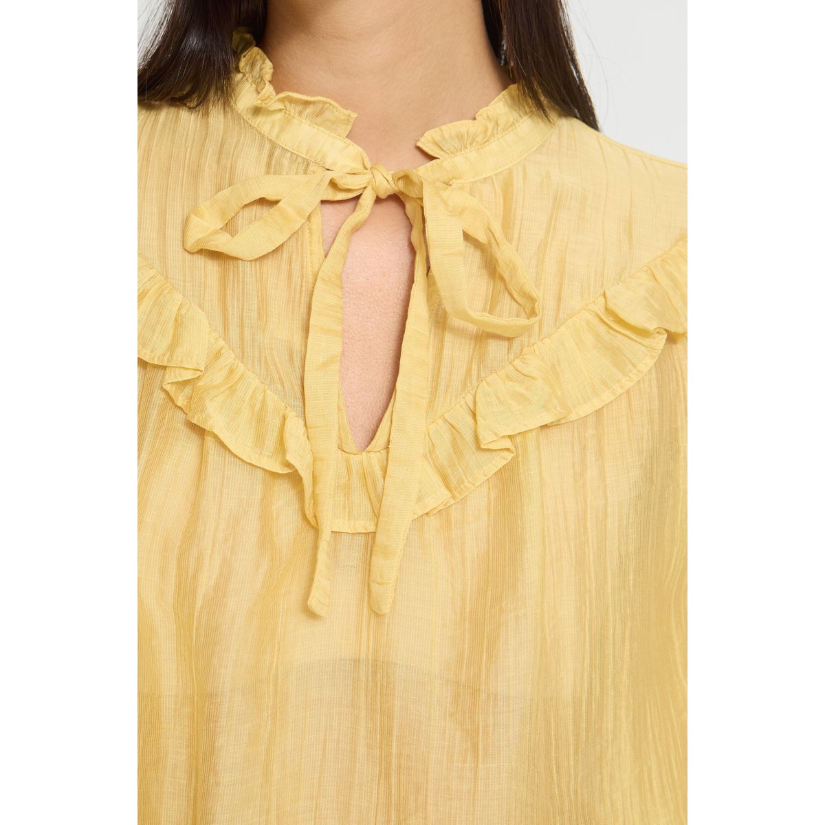 Á manches longues jaune cream gold, B.YOUNG