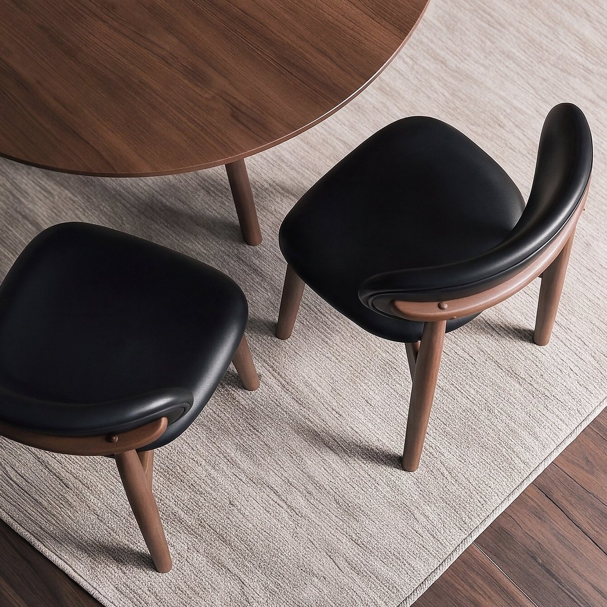 Lot de 2 chaises en cuir et bois d'hévéa - YUNA noir, MAISON PAVANE