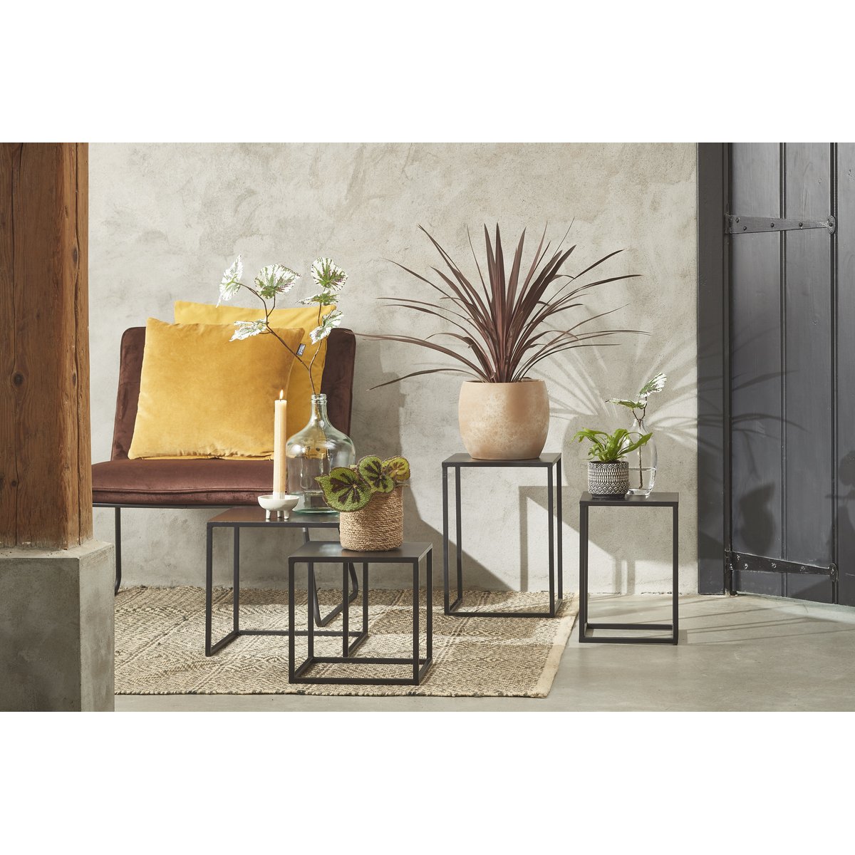 Lot de 2 tables d'appoint GOA noir, MICA DECORATIONS
