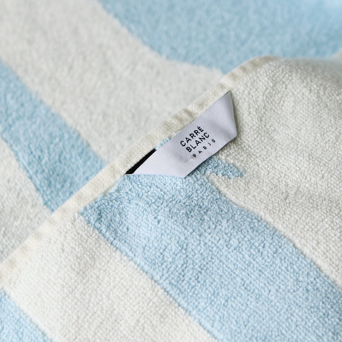 Drap de bain coton bio TYBALT ciel, CARRE BLANC
