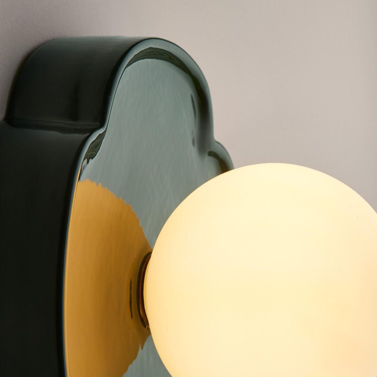 Holi Flower-Shaped Wall Or Ceiling Light in Ceramic and Opaline Glass, Diameter 20cm green, LA REDOUTE INTERIEURS