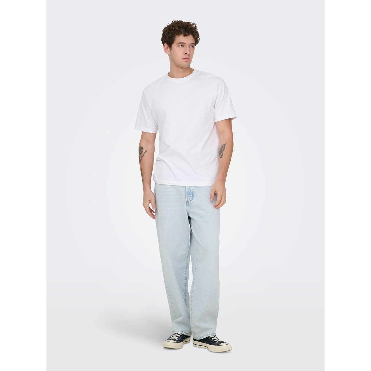 Jean À Coupe Ample light blue bleached denim, ONLY & SONS