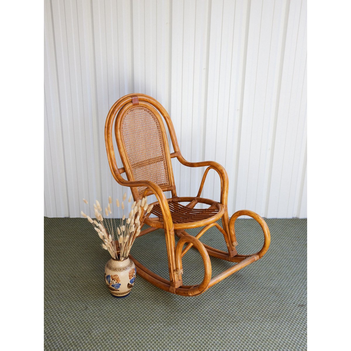 Rocking-chair en rotin Alibert N°103 - Bon état bois clair, DEBONGOUT