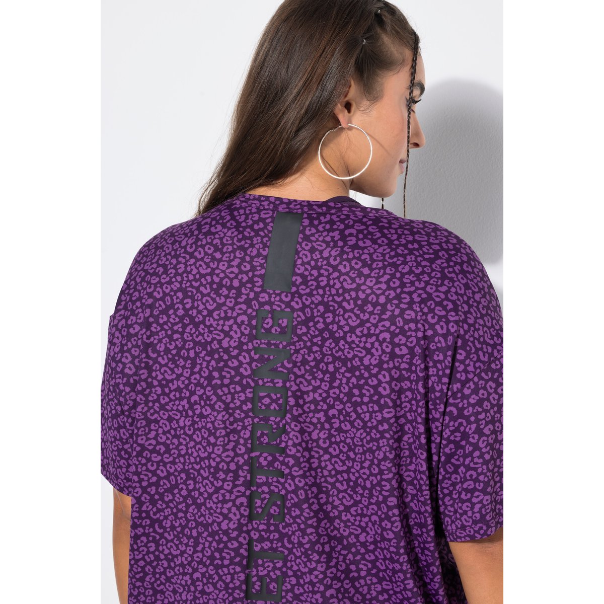 T-shirt de sport oversize, imprimé au dos aubergine, STUDIO UNTOLD