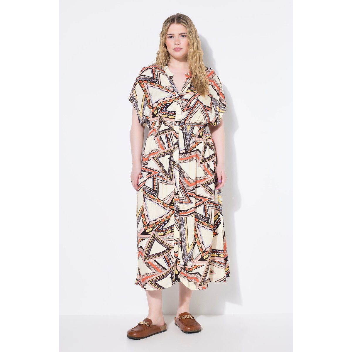 Robe maxi coupe évasée beige clair, STUDIO UNTOLD