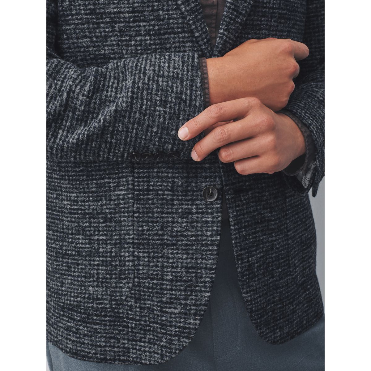 Blazer slim à carreaux texturés avec laine bleu marine, NEXT