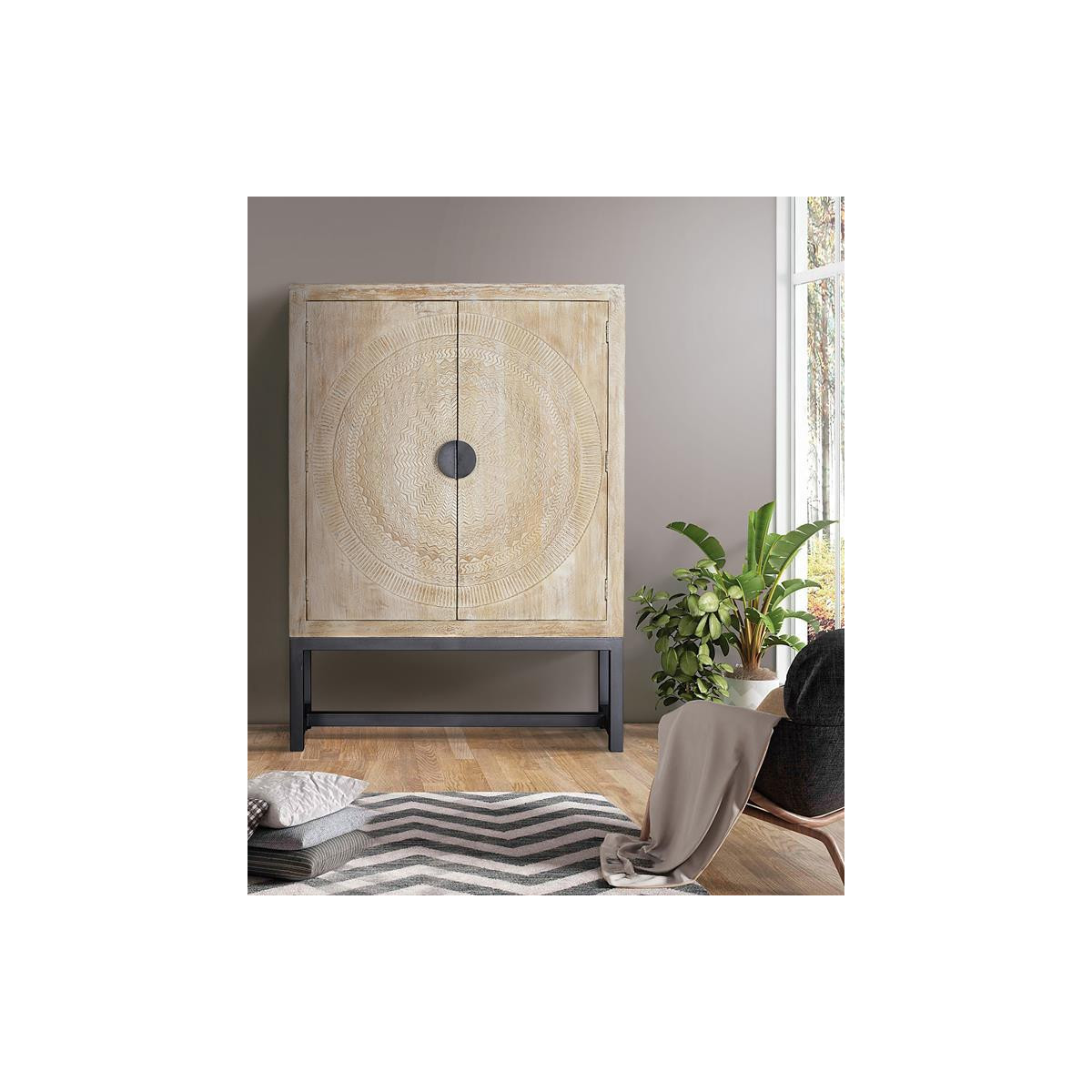 Armoire blanc, DECORATION D’AUTREFOIS