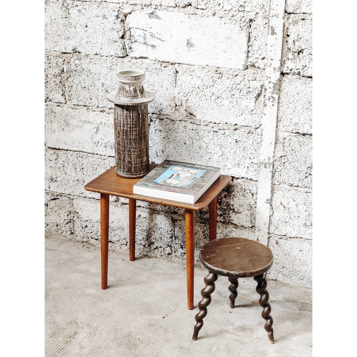 Table d'appoint Francine N°281 - Bon état bois, DEBONGOUT