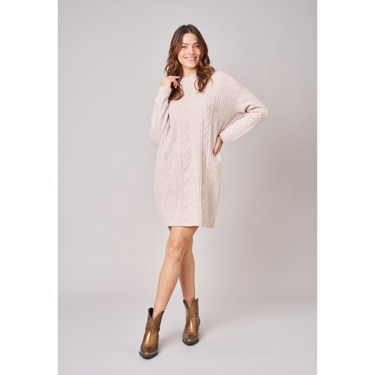 Robe ample femme en maille CORIANA beige, DEELUXE