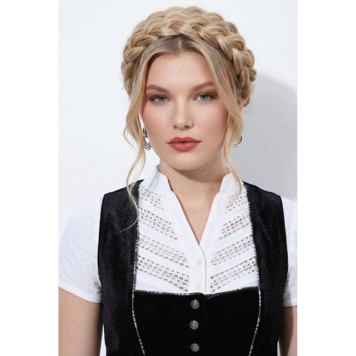 Dirndl en velours, imprimé animal, col carré noir, ULLA POPKEN