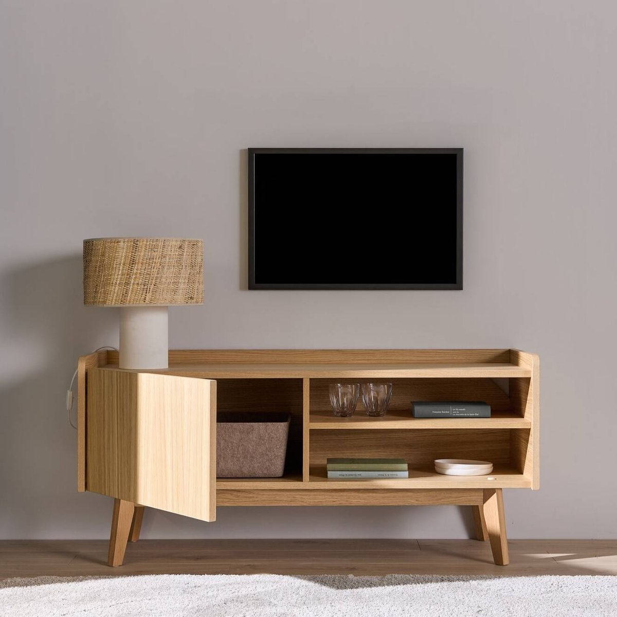 Meuble TV avec porte et niche bois - AGATHA bois clair, CAMIF