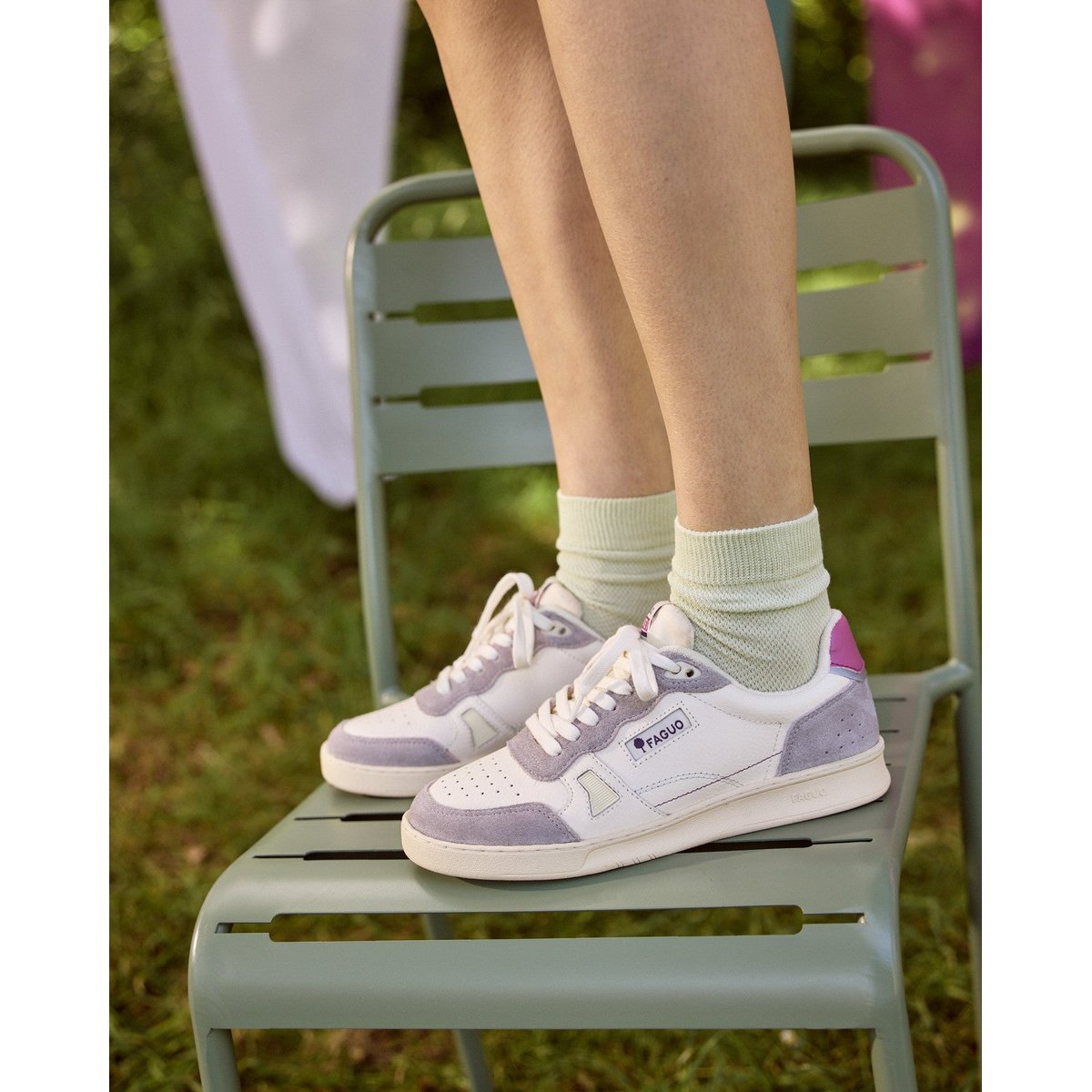 Baskets basses cuir suede COMMUTE 1 blanc et rose grisé, FAGUO