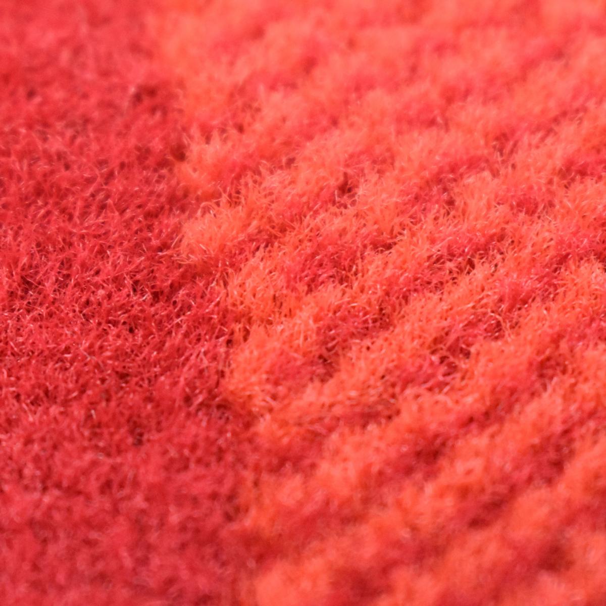 Tapis salon et chambre tissé motif géométrique LYN49 BIGTRI rouge, UN AMOUR DE TAPIS
