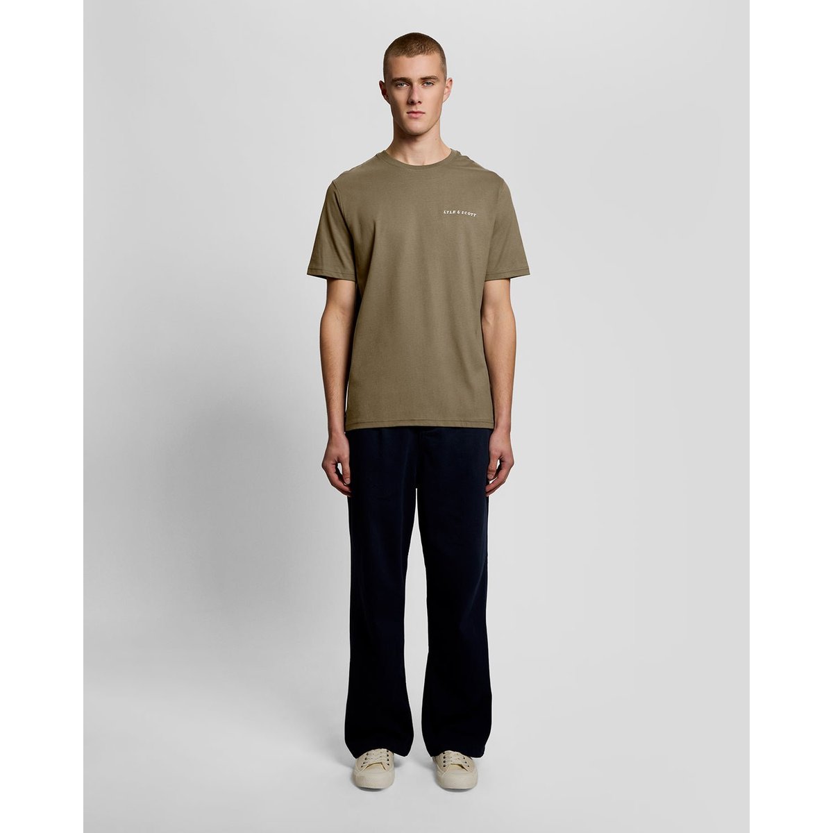 T-shirt logo script en coton col rond vert kaki cendré, LYLE & SCOTT