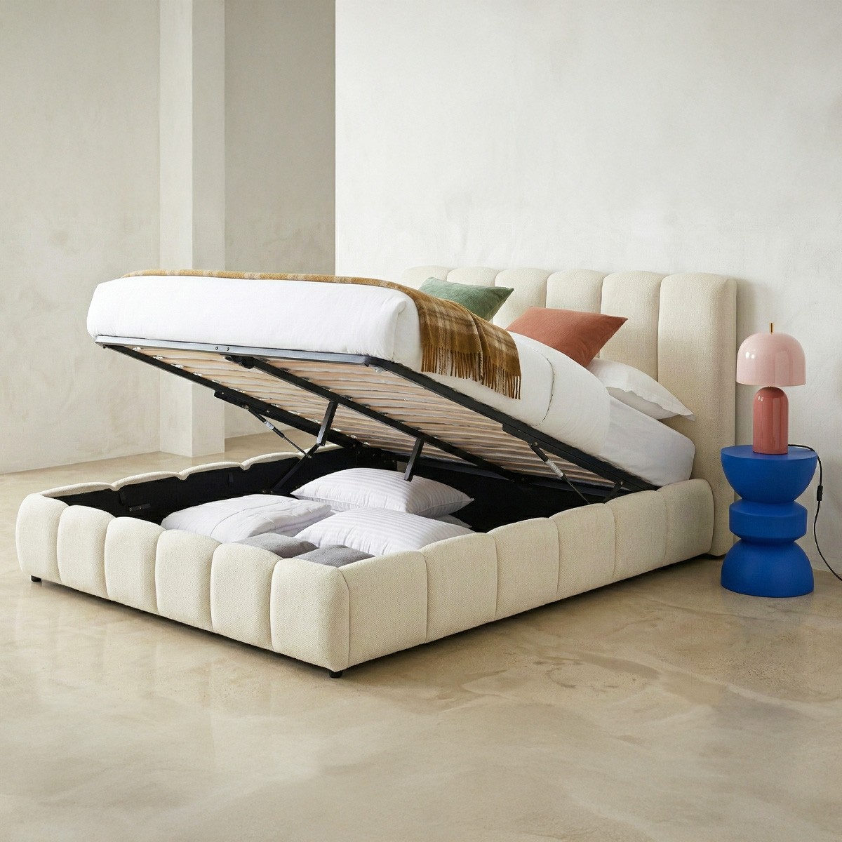 Lit coffre adulte avec tête de lit capitonnée en tissu chenille - NILS beige, HOMIFAB
