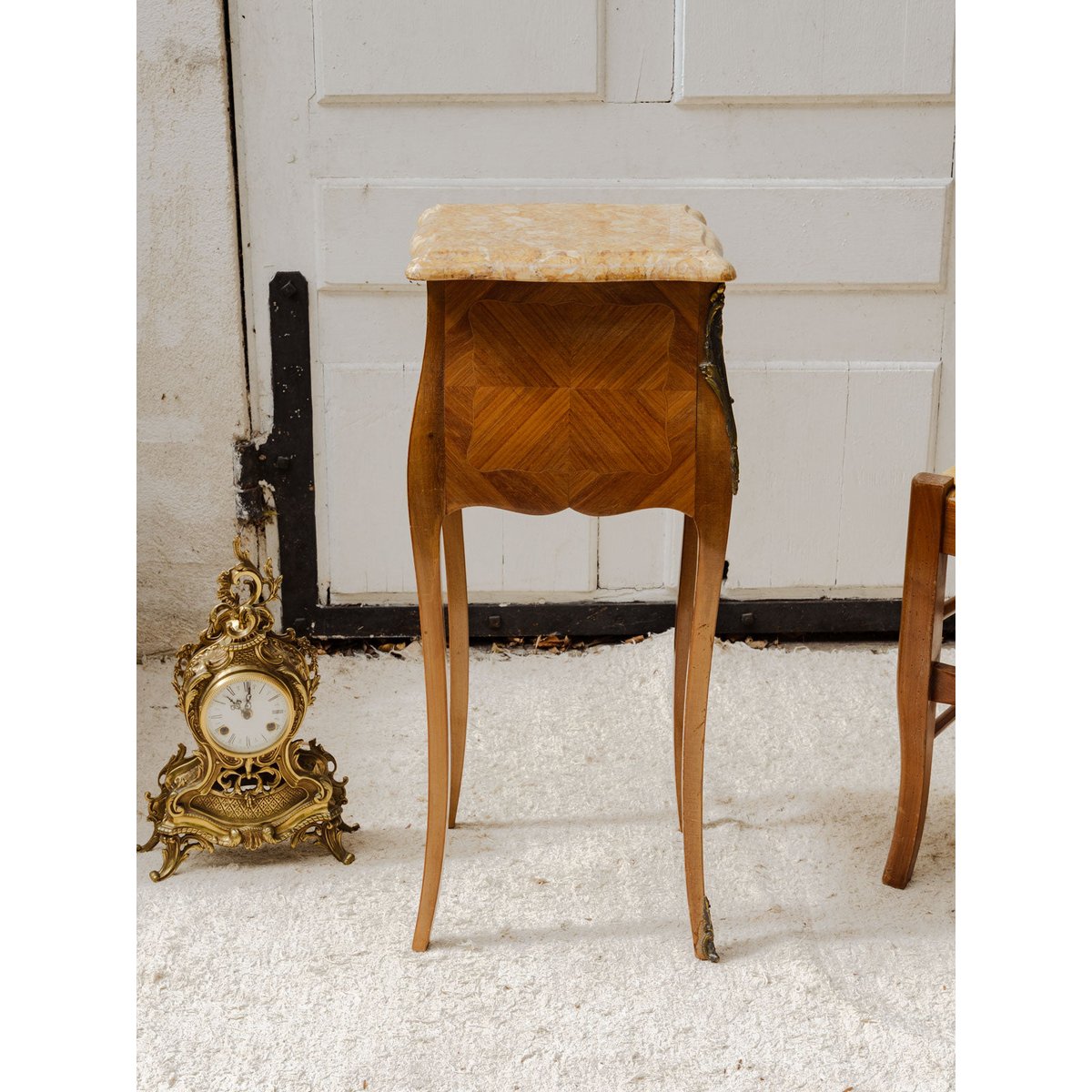 Meuble d'appoint en bois et marbre Francine N°962 - Bon état bois foncé, DEBONGOUT