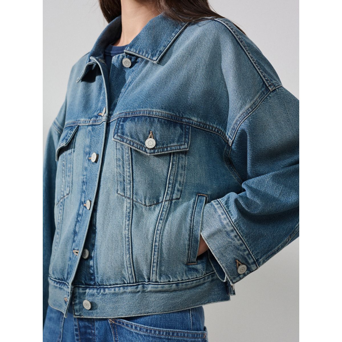 Veste style camionneur décontractée en jean bleu moyen, NEXT