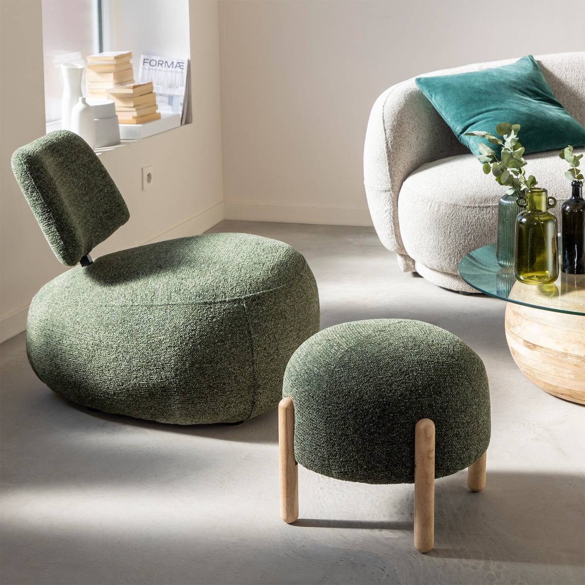 Fauteuil en tissu bouclette TÉRÉSIA vert, MADE IN MEUBLES 