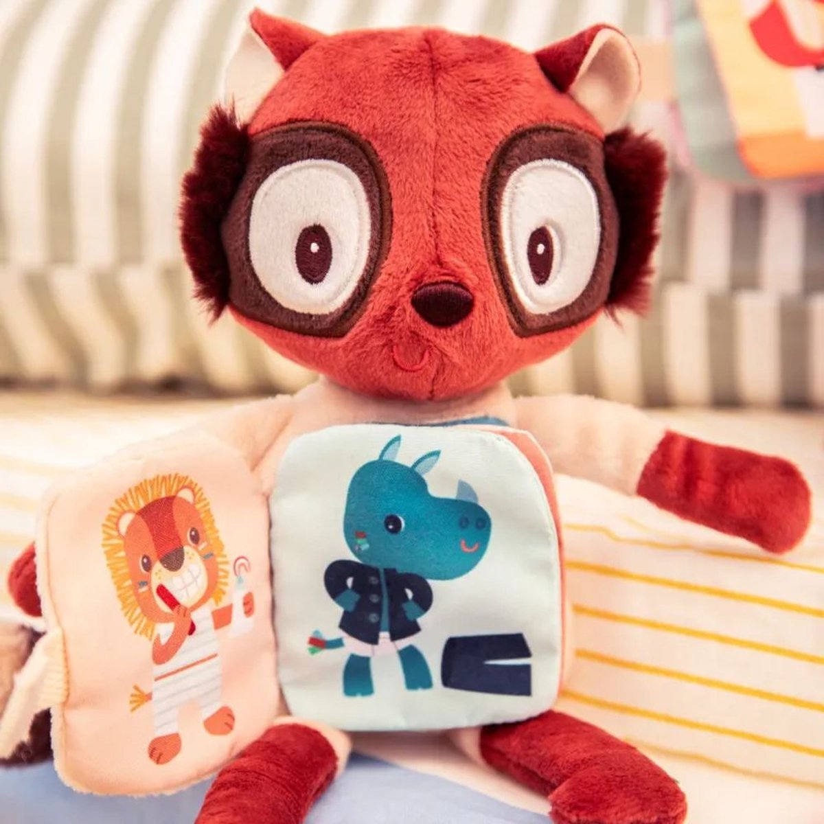 Peluche phosphorescente avec livre en tissu Elvis couleur unique, LILLIPUTIENS