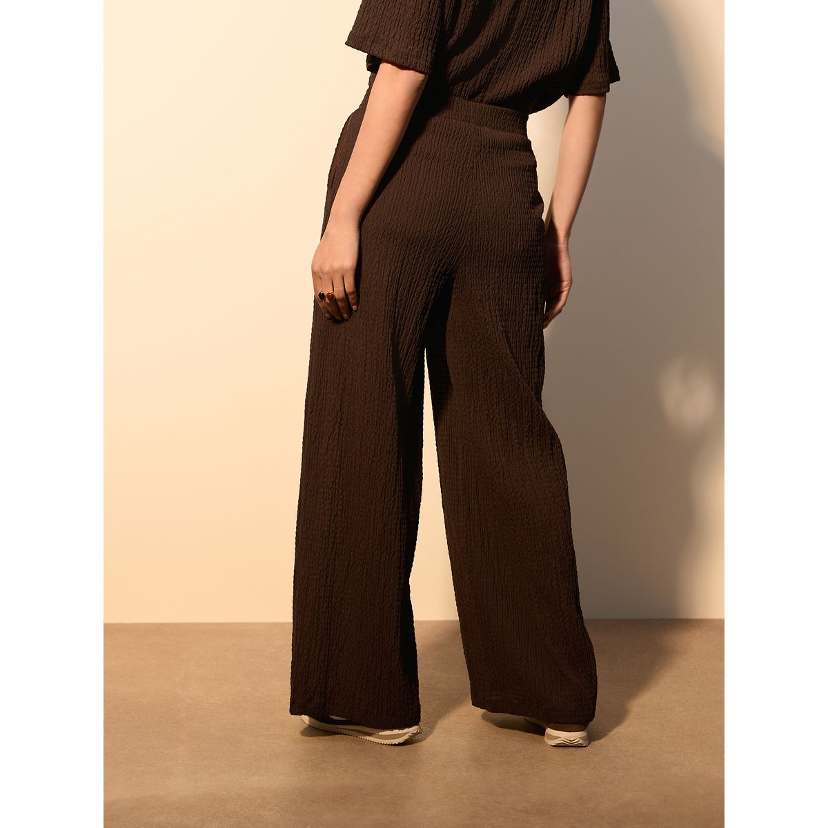 Pantalon texturé coupe large marron chocolat, NEXT