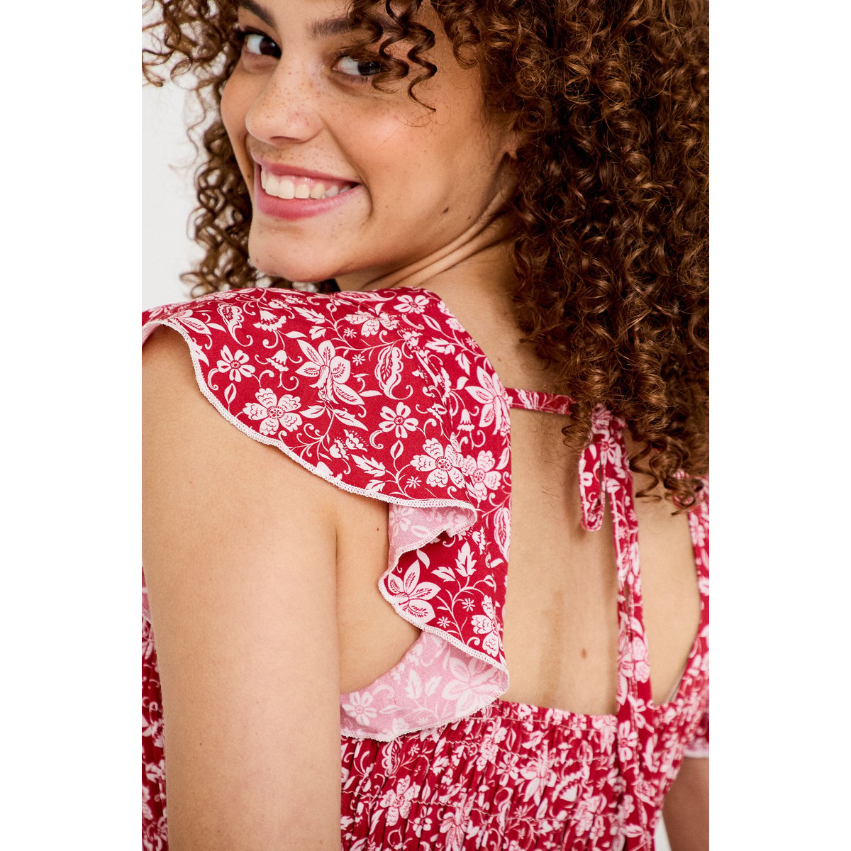 Robe longue évasée smockée rouge, CACHE CACHE