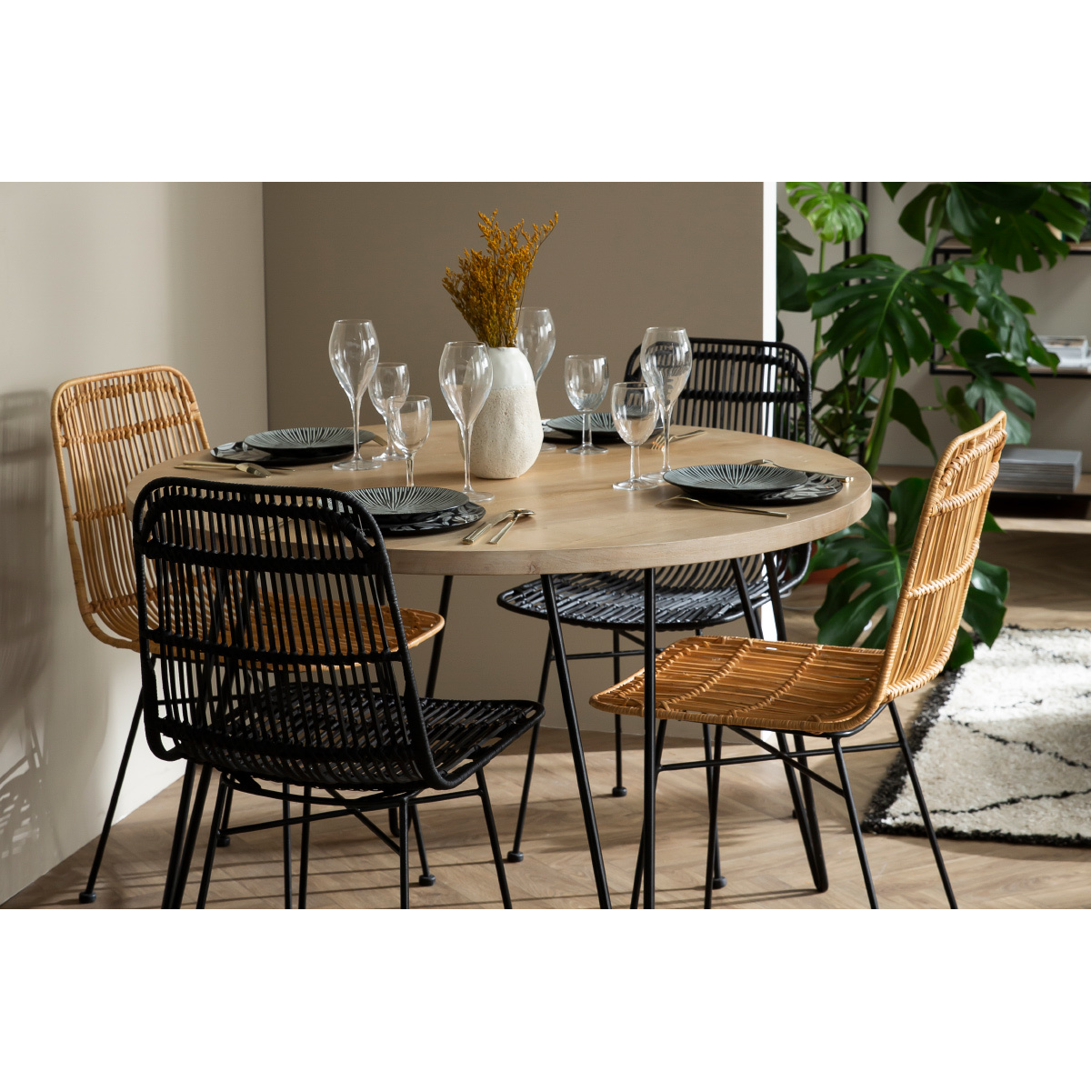 Table à manger ronde en bois manguier massif D116 cm VIBES naturel, MILIBOO