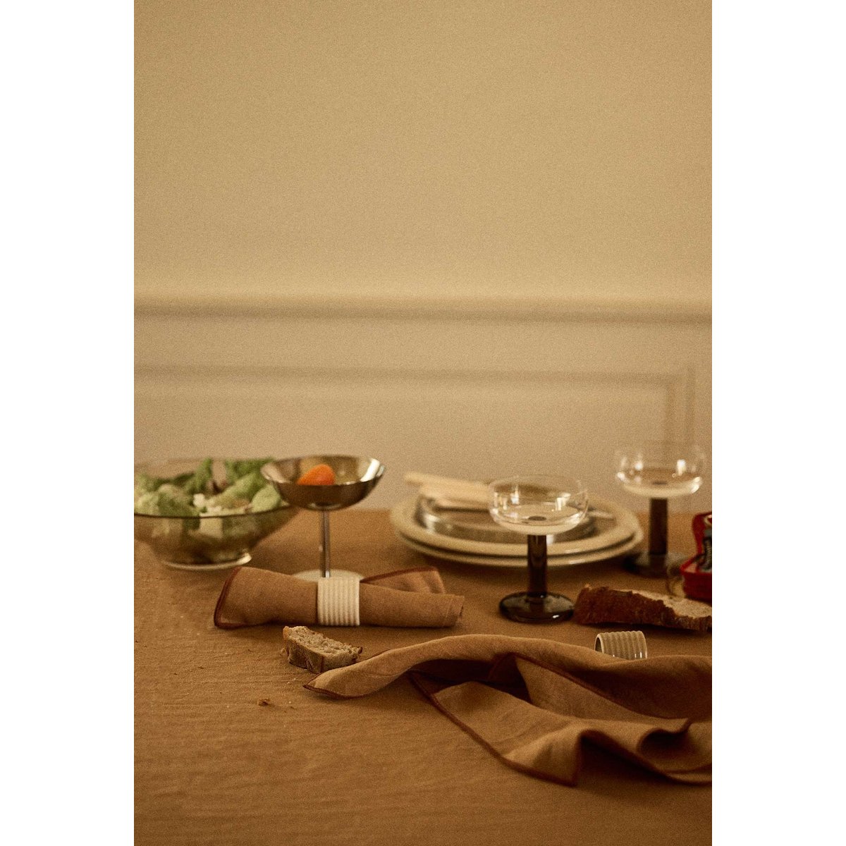 Serviette de table en lin lavé marron tabac liseré grenat, GABRIELLE PARIS