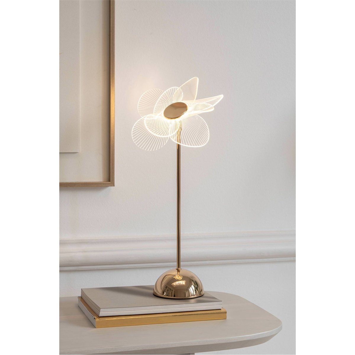 Lampe de table fleur en métal doré et blanc, RECOLLECTION