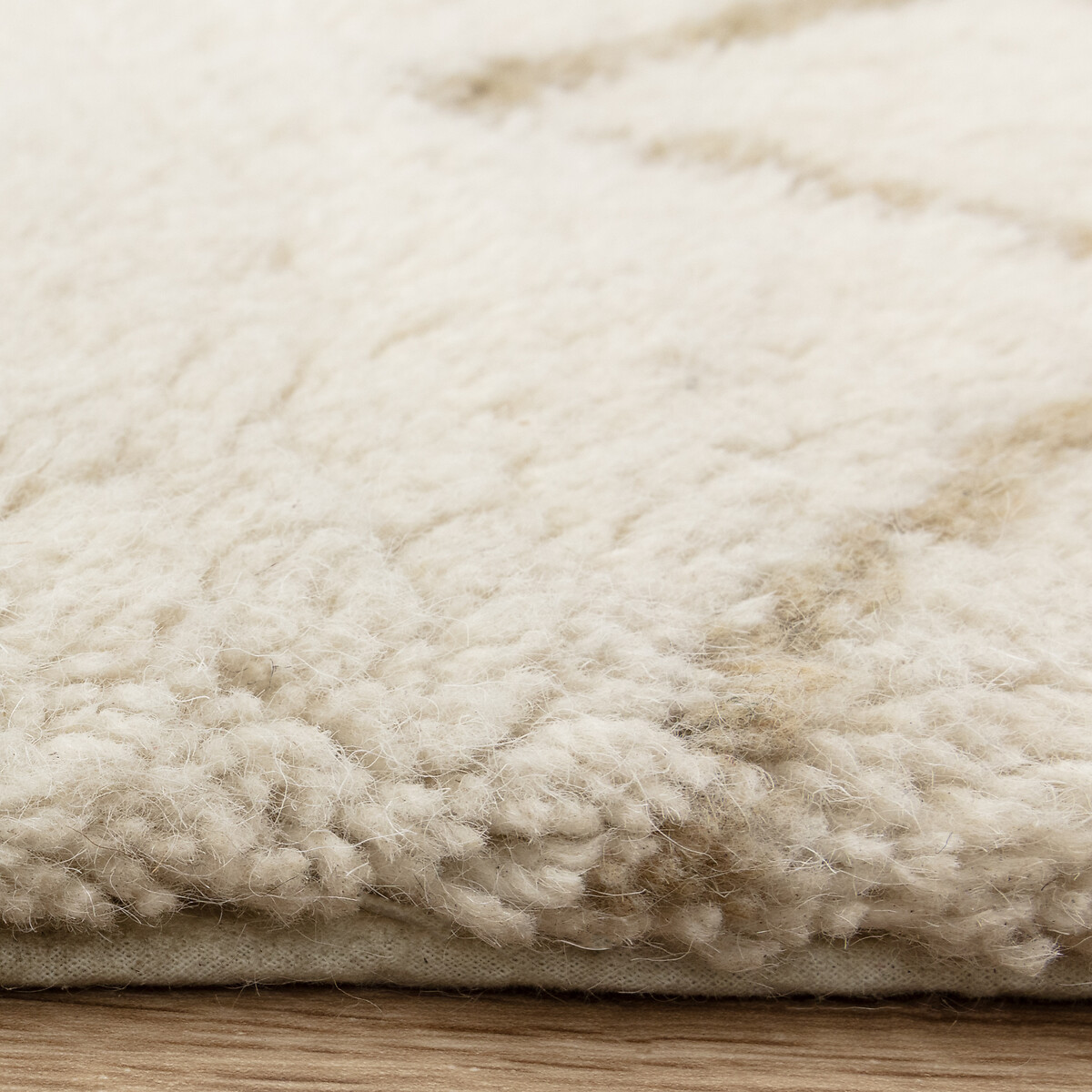 Azera Washable Berber Crosshatch Rug cream, SO'HOME