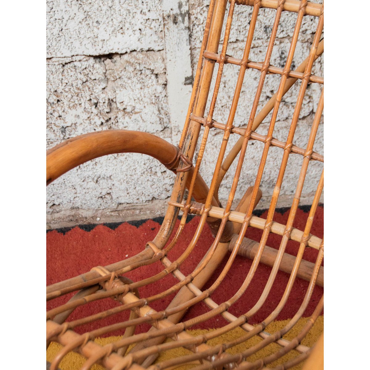 Rocking-chair en rotin clair Alibert N°68 - Bon état bois clair, DEBONGOUT