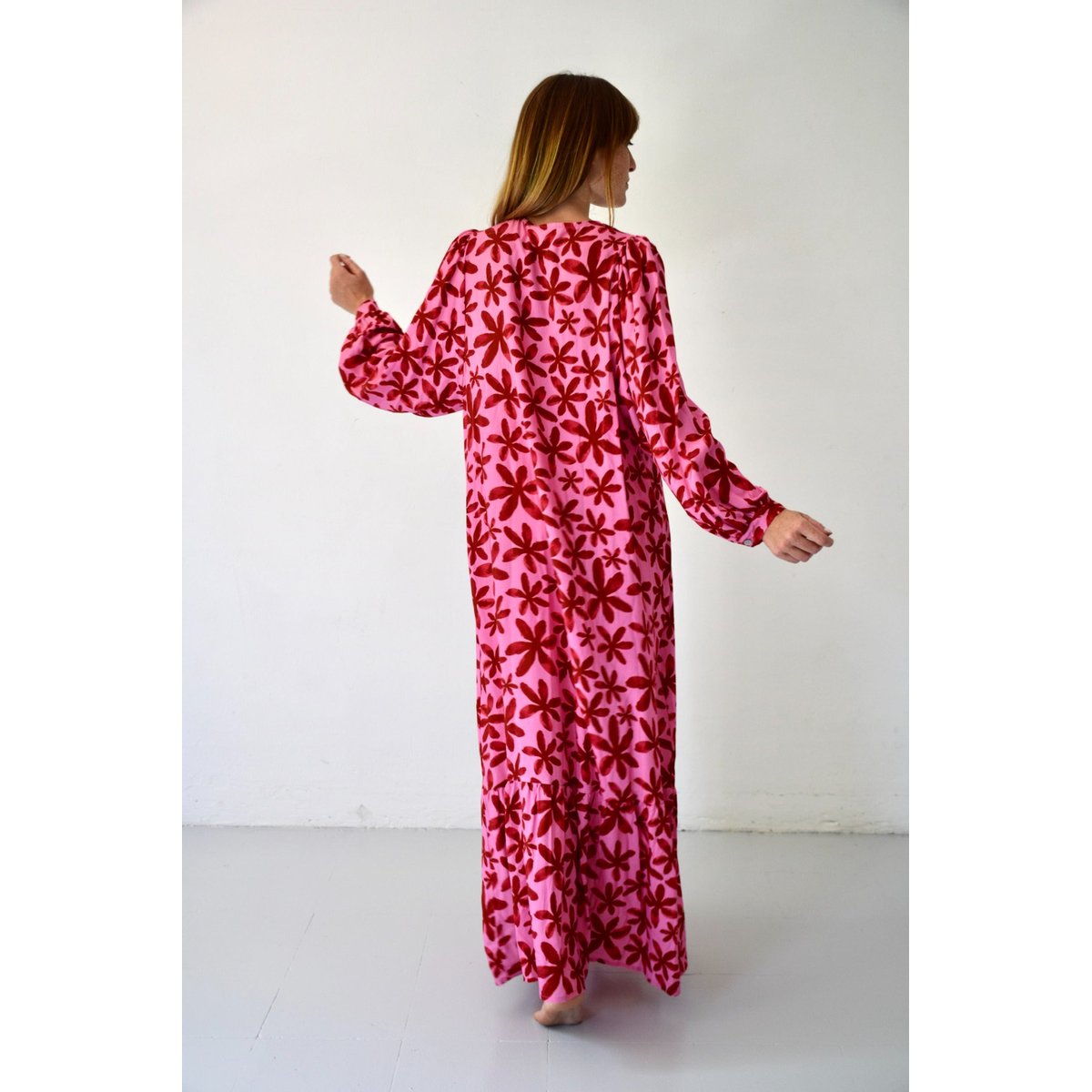 Robe longue fleurie boutonnée MICAELA rose / fuchsia, MINDTRAVELER