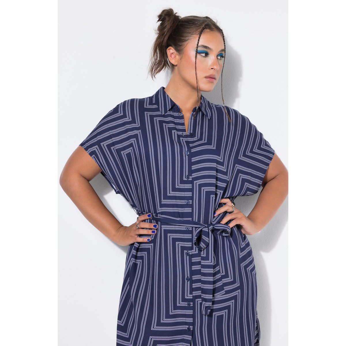 Robe-chemisier, longueur midi marine, STUDIO UNTOLD