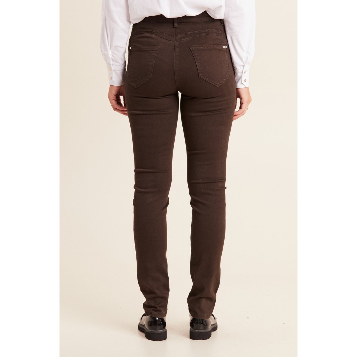 Jean magique ajusté taille standard marron foncé, BREAL