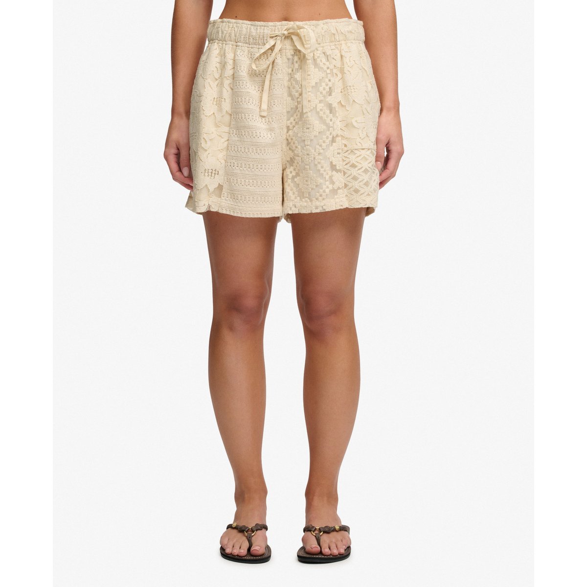 Short de Plage en Dentelle Coupe Décontractée écru poudré, SUPERDRY
