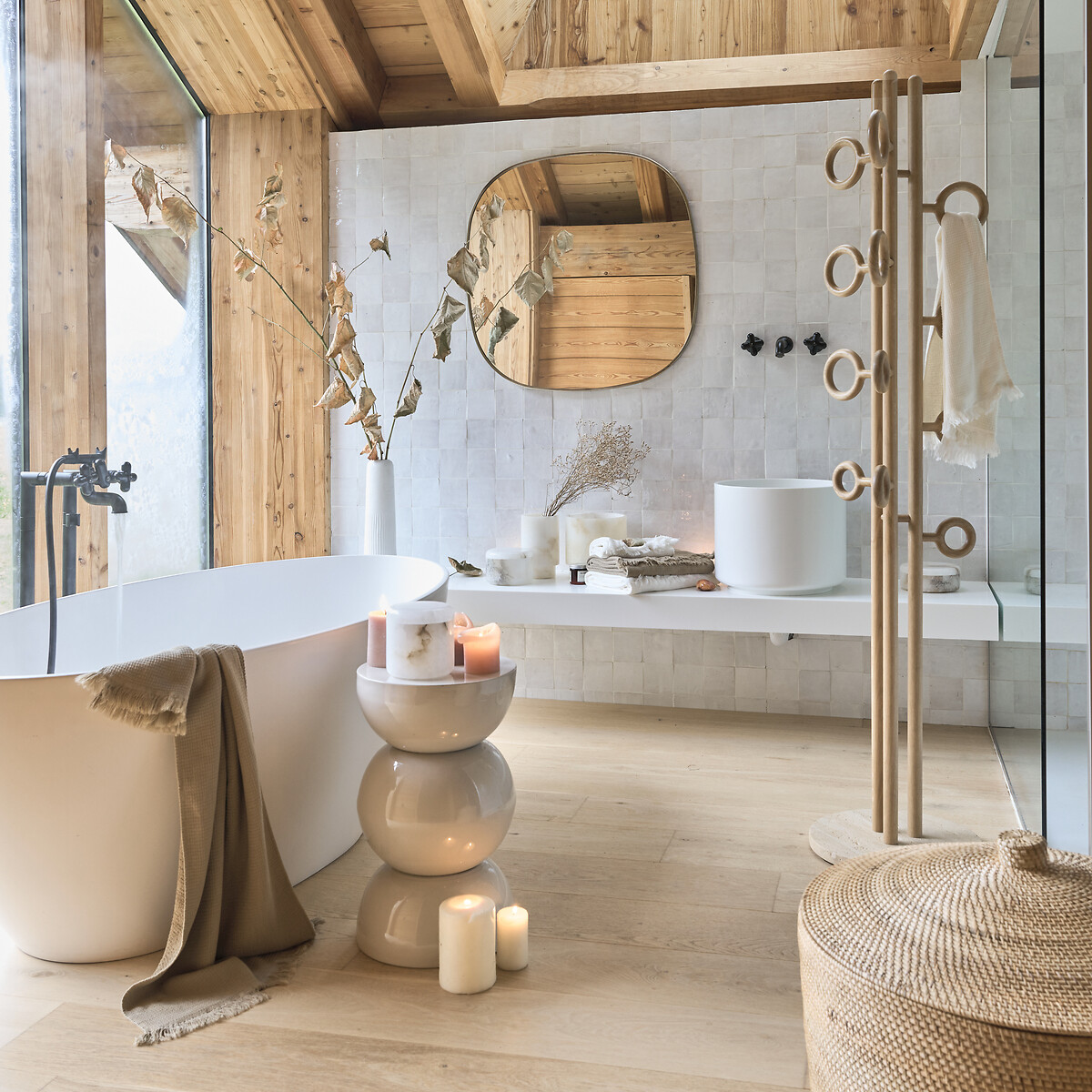 Porte-manteau anneaux chêne et travertin, Nayati chêne naturel, AM.PM