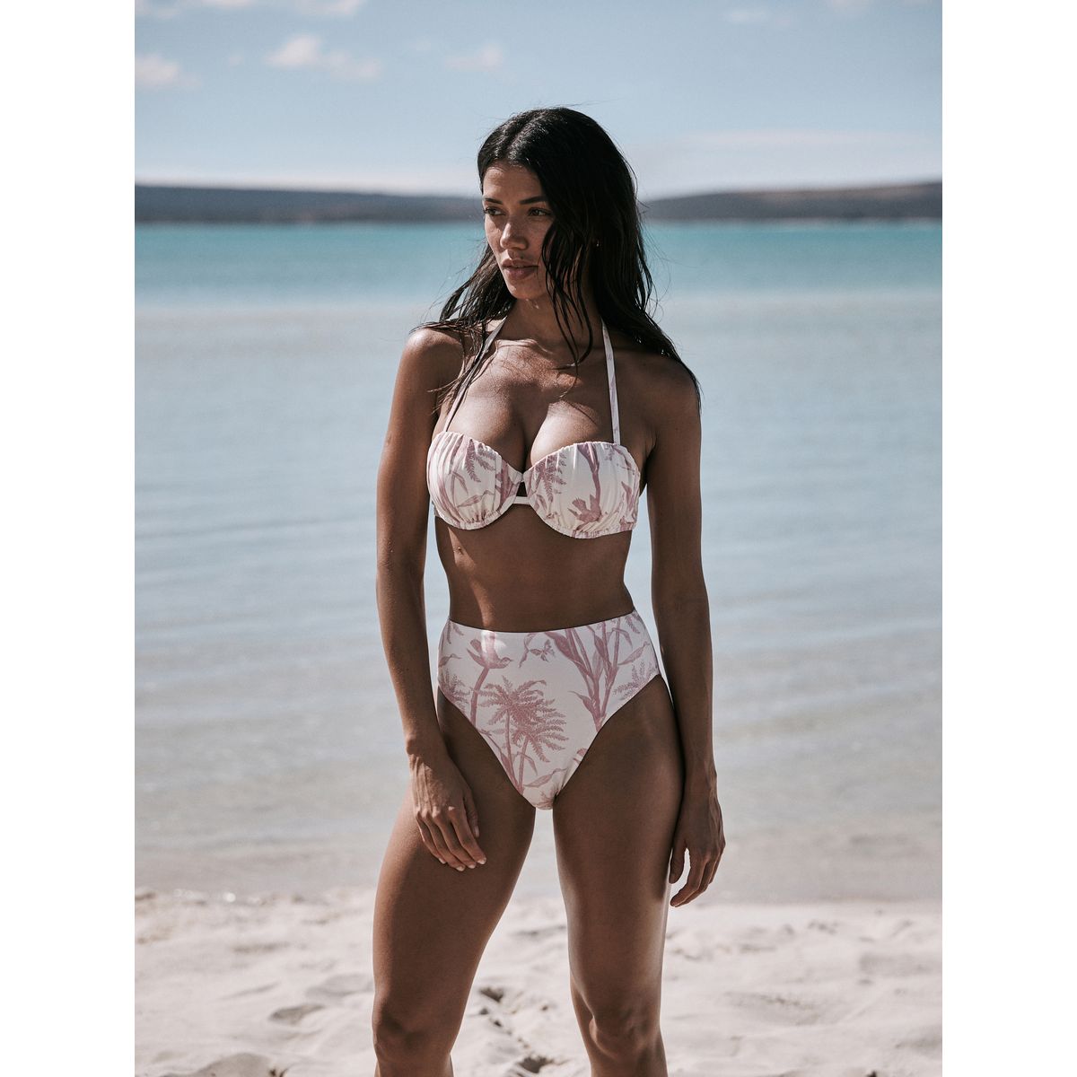 Bas de bikini taille haute crème/rose floral, NEXT