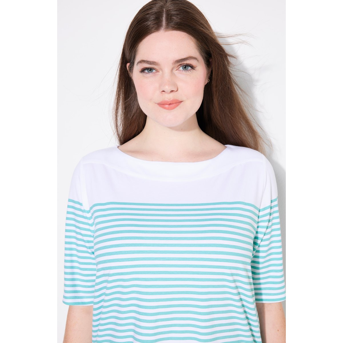 Marinière à manches courtes. Encolure bateau turquoise clair, ULLA POPKEN