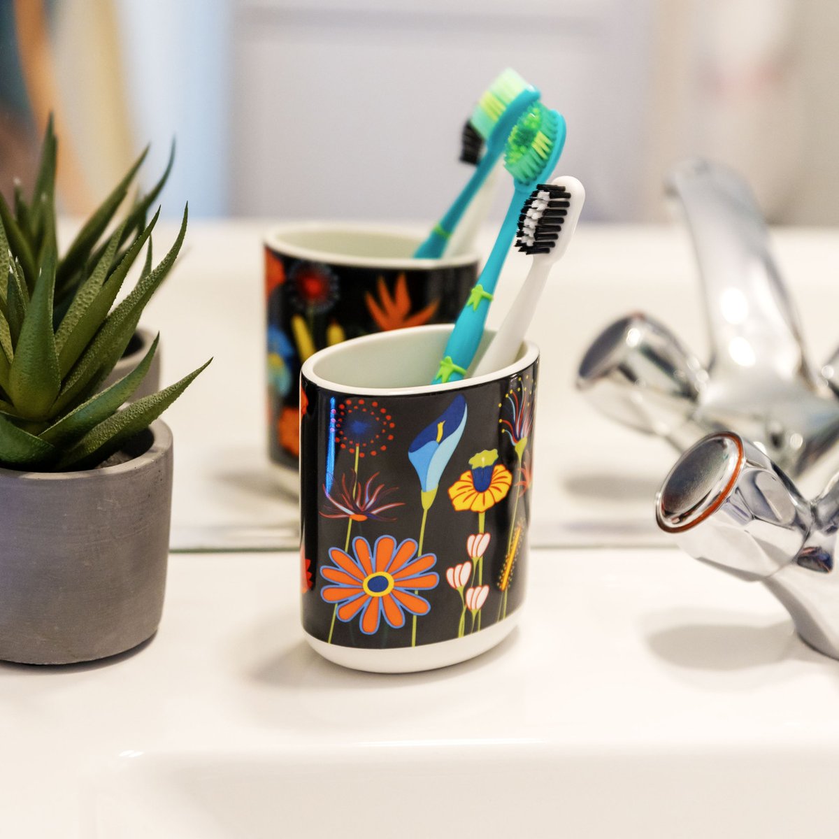 Porte brosse à dents Chic'ah jardin fleuri, PYLONES