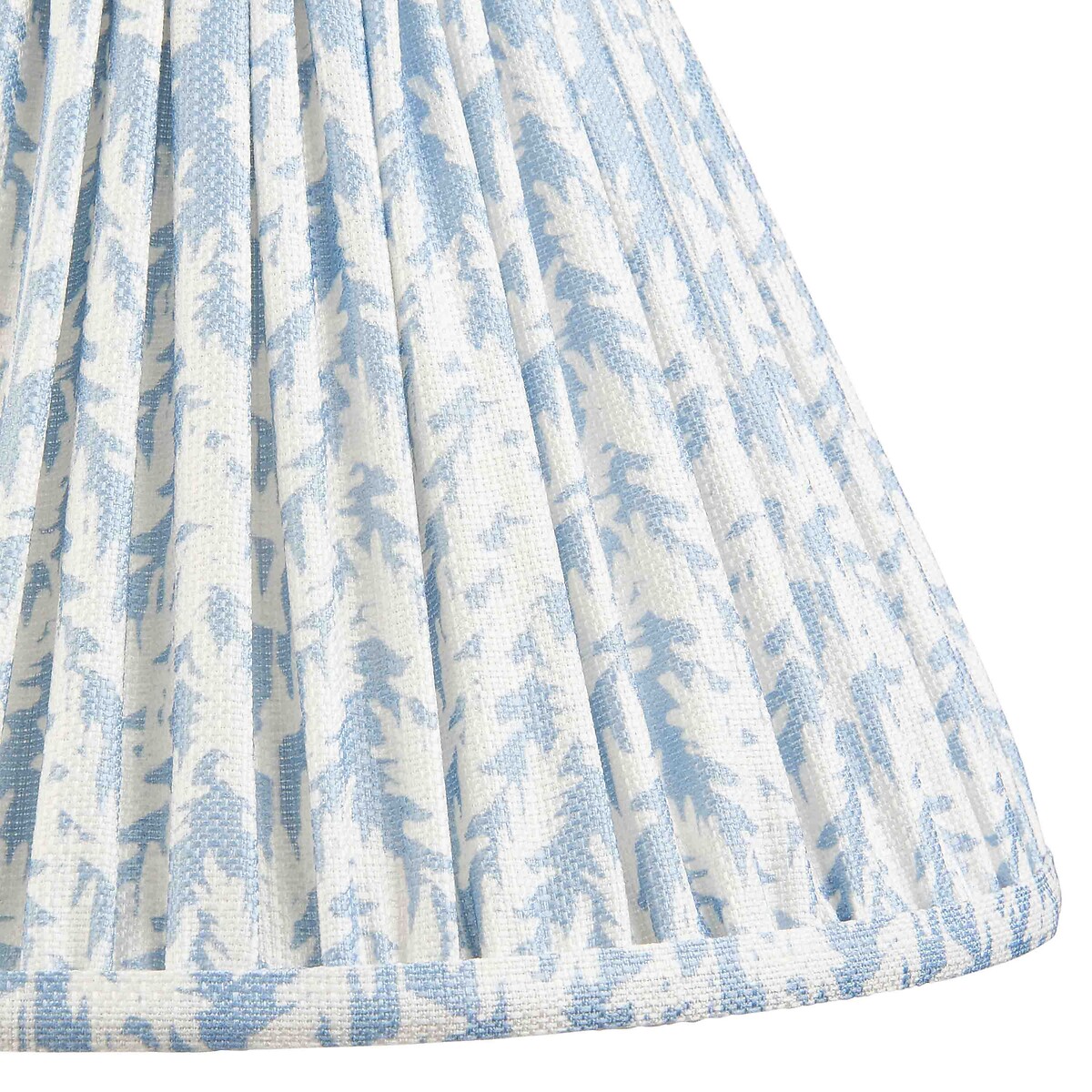30cm Leaf Patterned Light Shade in Pleated Fabric blue, ÉDITÉ