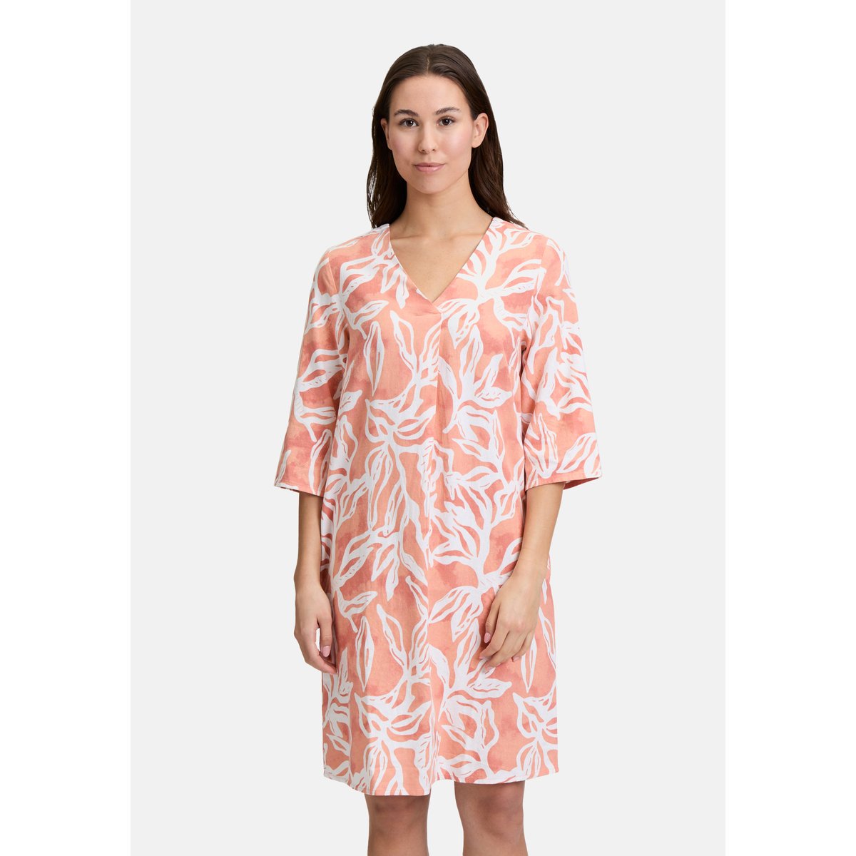 Robe d'été à motifs cream/apricot, CARTOON