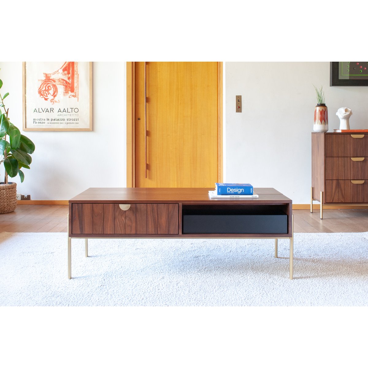 Table basse relevable en noyer AURORA bois foncé, PRODUIT INTERIEUR BRUT