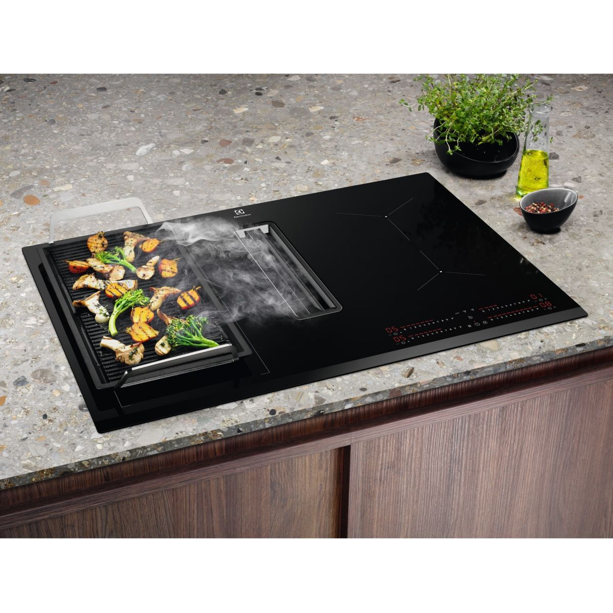 Plaque induction aspirante KCC8344 - Hotte intégrée 80cm couleur unique, ELECTROLUX