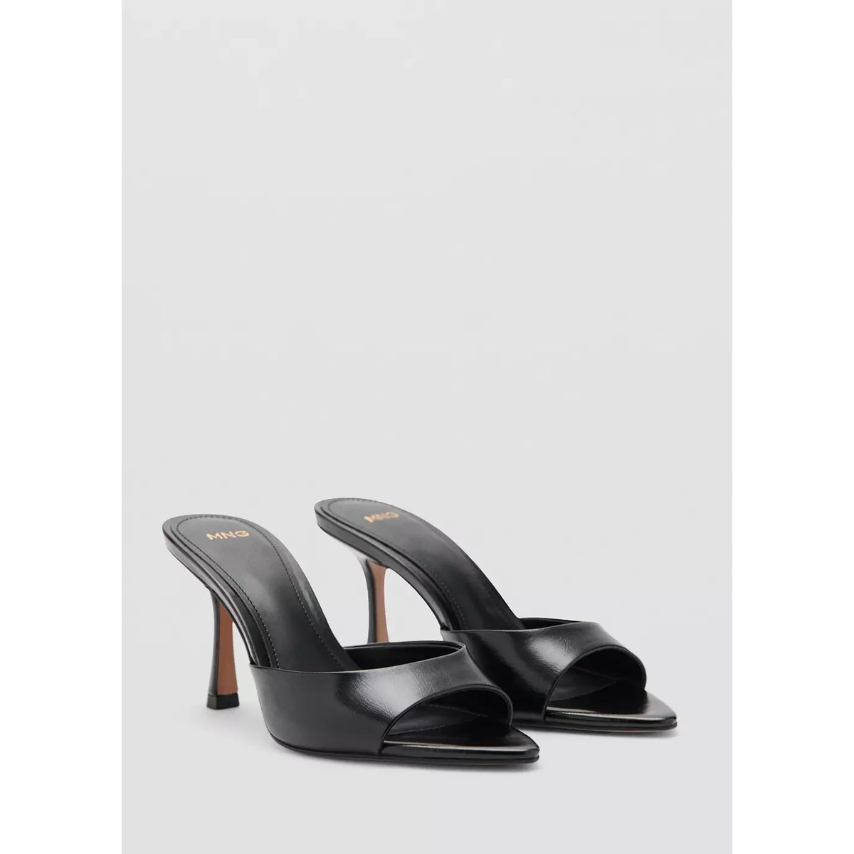 Sandales pointues à talon noir, MANGO