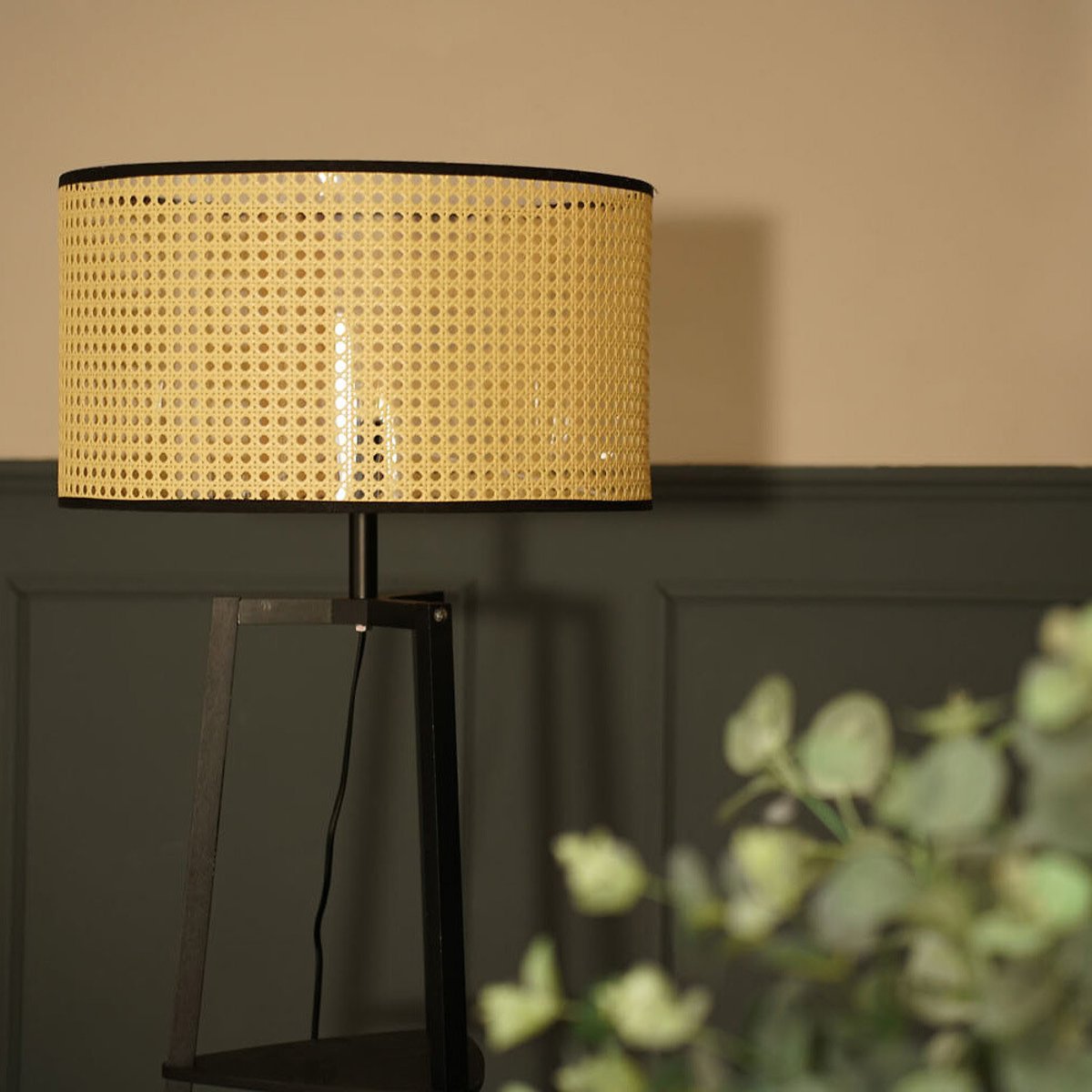 Hollis 3-Tier Shelf Tripod Floor Lamp with Black Trim Shade black, SO'HOME