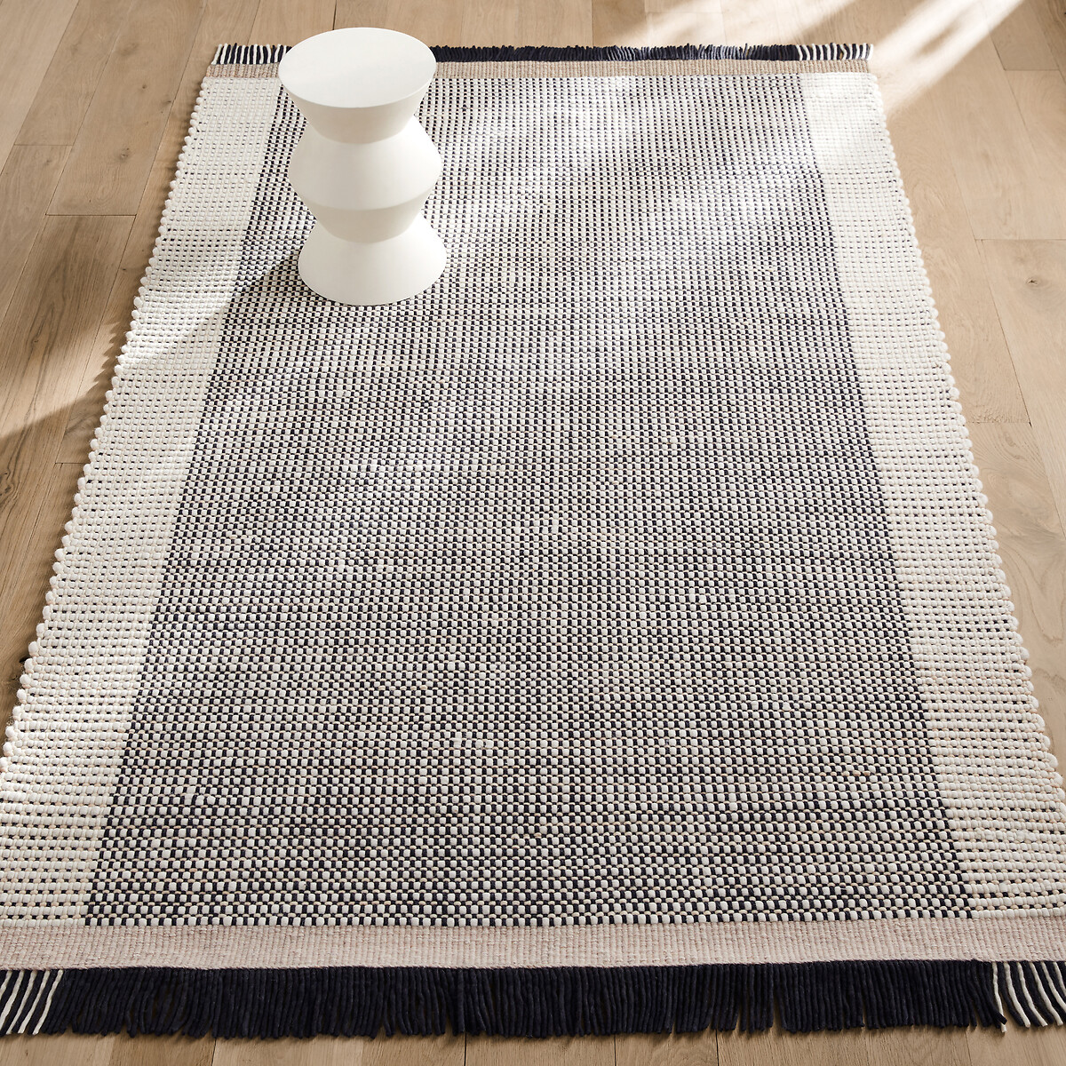 Tapis tissé main en laine, Sekot ivoire/carbone, AM.PM