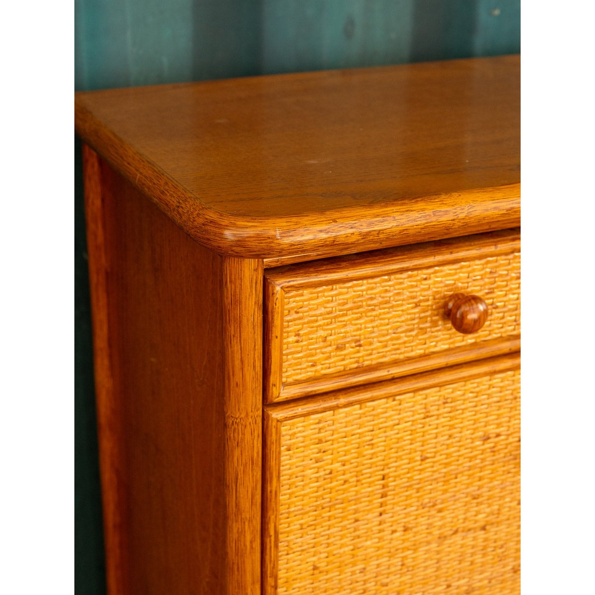 Commode en rotin Garance N°704 - Bon état bois foncé, DEBONGOUT