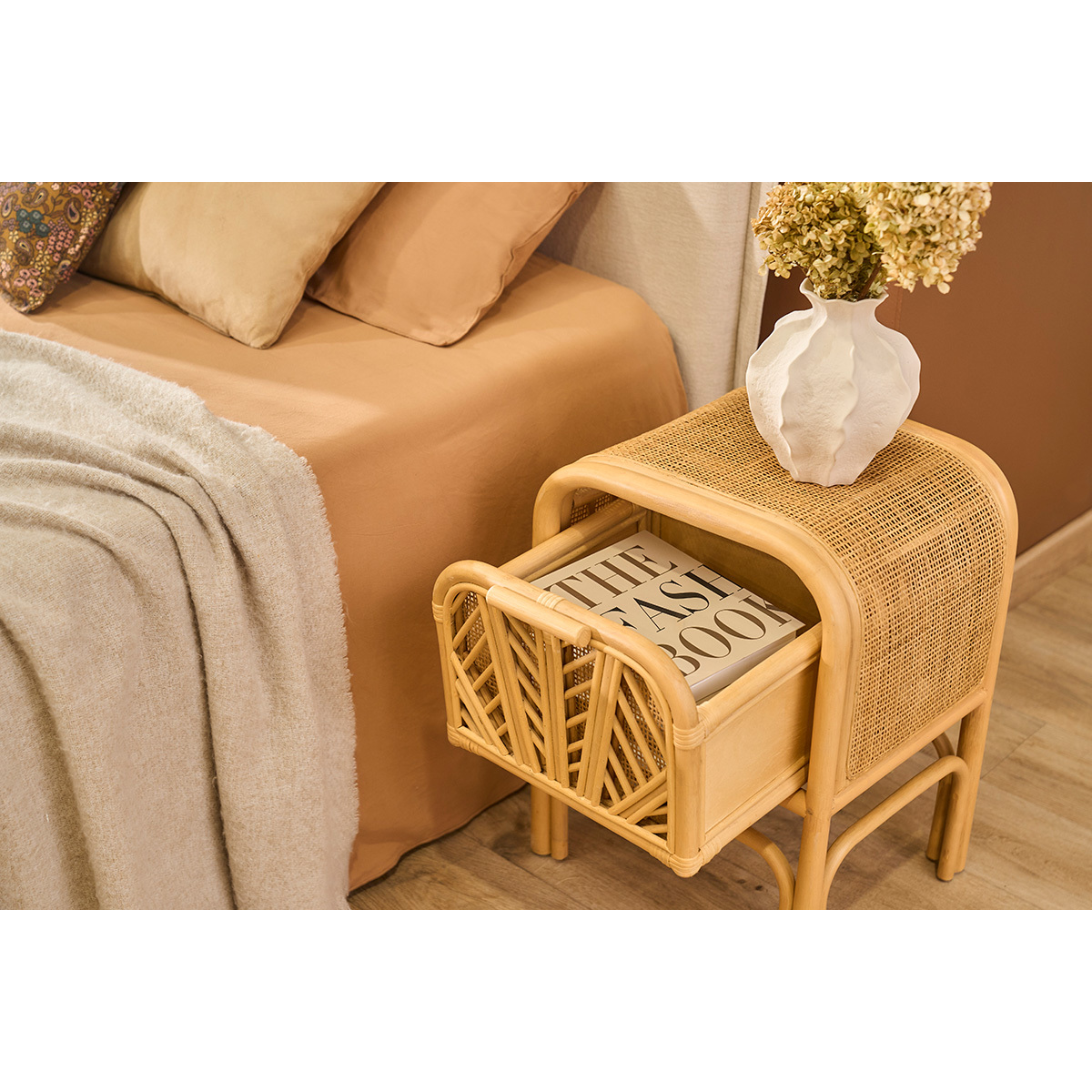Table de chevet en rotin GALON naturel, MILIBOO